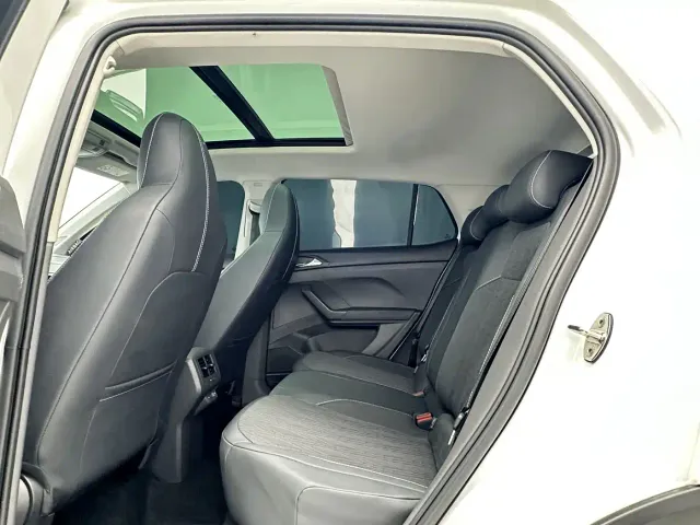 Volkswagen T-Cross — Фото автомобиля 5