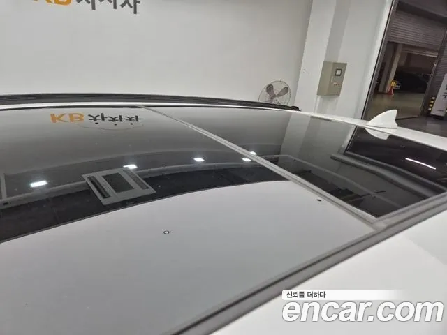 Genesis GV70 — Фото автомобиля 19