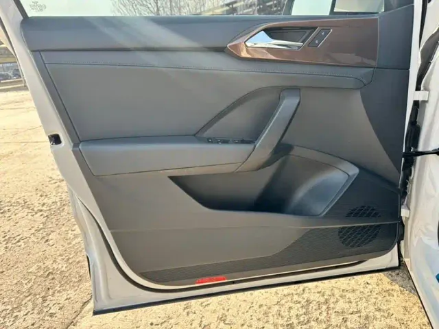 Volkswagen Tharu — Фото автомобиля 8