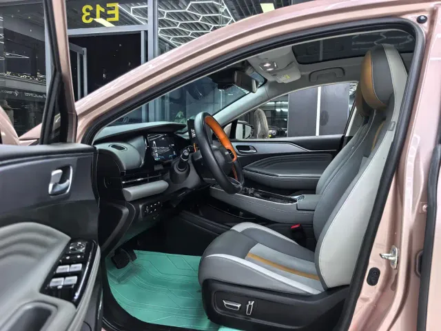 GAC Aion S Plus — Фото автомобиля 8