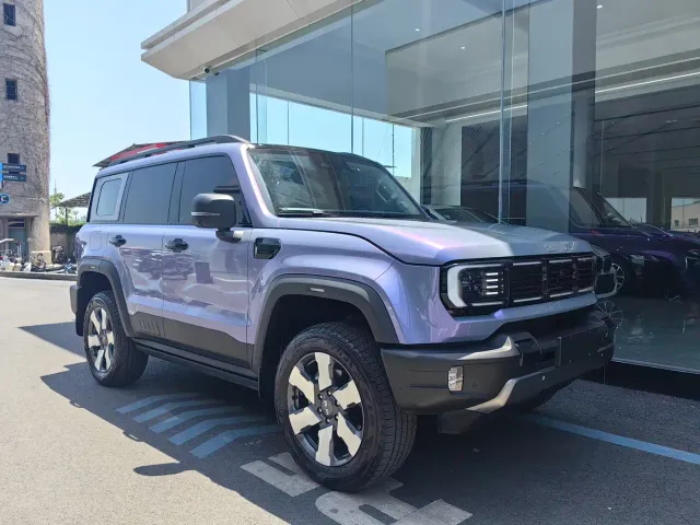 BAIC BJ40 — Фото автомобиля 3