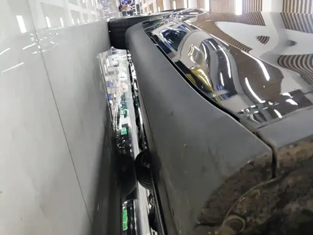 Tesla Model Y — Фото автомобиля 20