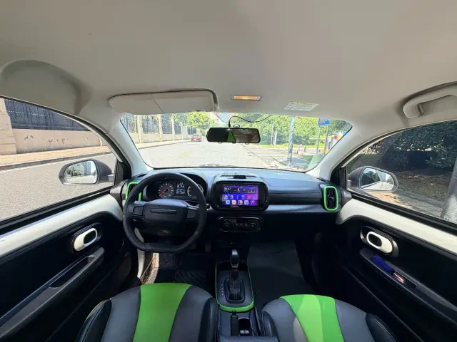 Roewe Clever — Фото автомобиля 14