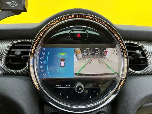 MINI Hatch — Фото автомобиля 10