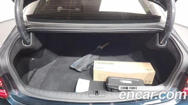 Genesis G80 Бензин 2.5 турбо AWD — Фото автомобиля 15