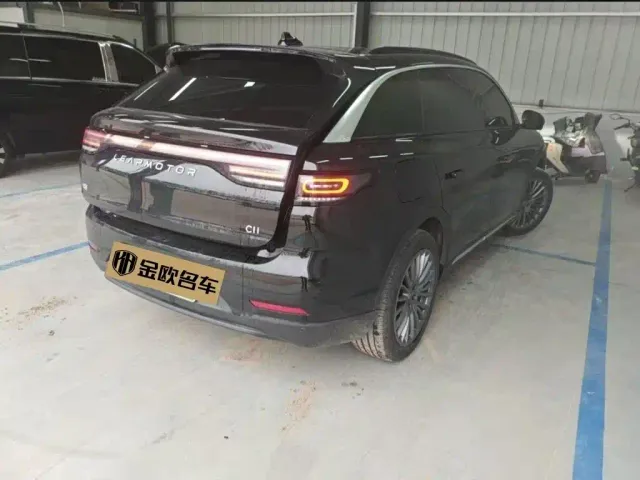 Leapmotor C11 — Фото автомобиля 9