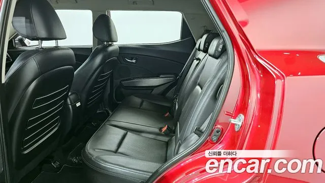 KG_Mobility_Ssangyong TIBOLI Very New Tivoli Бензин 1.5 2WD — Фото автомобиля 26