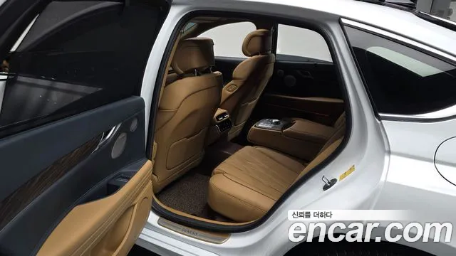 Genesis G80 RG3 — Фото автомобиля 16