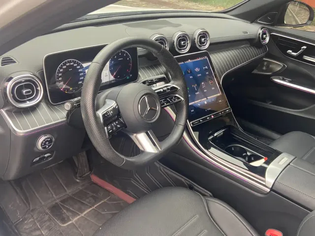 Mercedes-Benz C-Class — Фото автомобиля 4