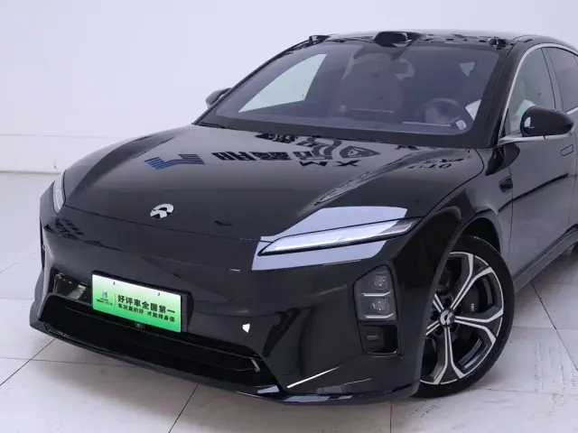 Nio ET5 Touring — Фото автомобиля 3