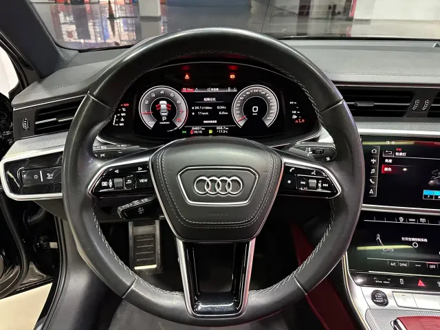 Audi A6L — Фото автомобиля 10