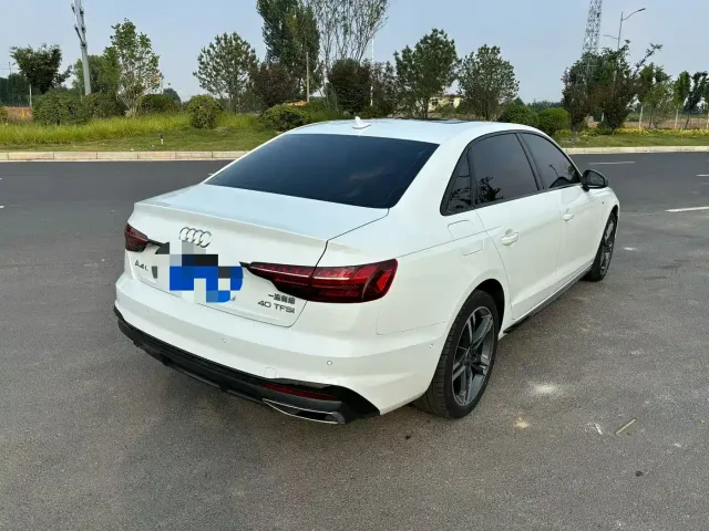 Audi A4L — Фото автомобиля 4