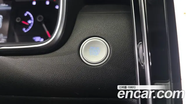 Hyundai Tucson Tucson (NX4) Дизель 2.0 4WD — Фото автомобиля 30