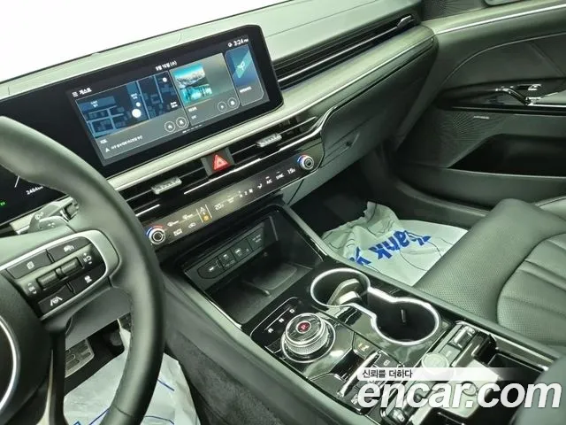 Kia K5 Generation 3 — Фото автомобиля 10