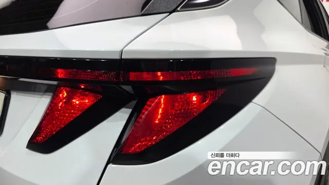 Hyundai Tucson Tucson (NX4) Бензин 1.6 турбо 2WD — Фото автомобиля 22
