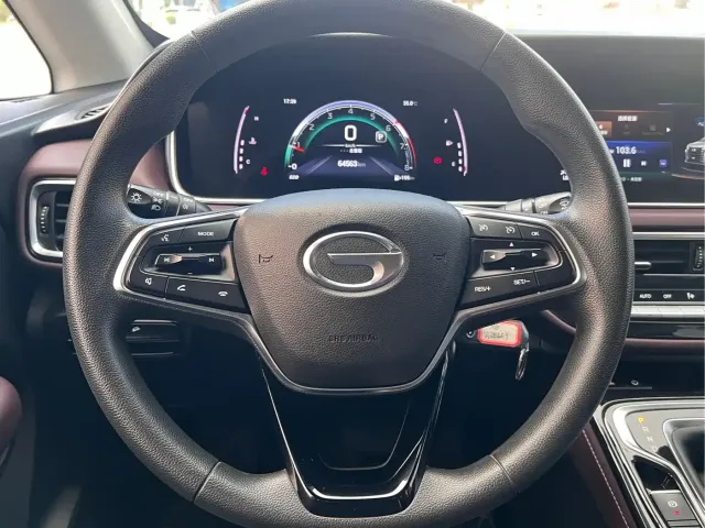 GAC Trumpchi M6 — Фото автомобиля 15