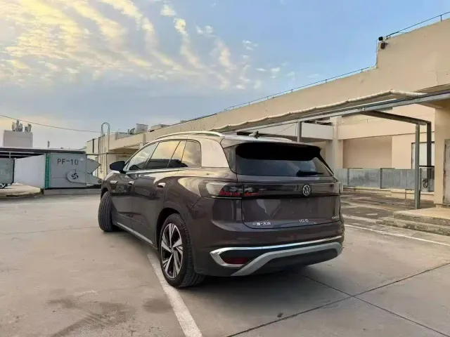 Volkswagen ID.6 Crozz — Фото автомобиля 9