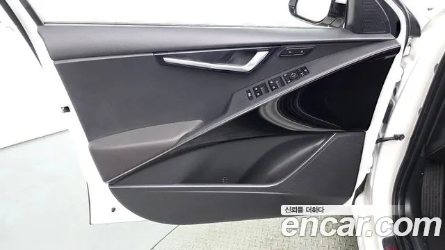 Kia Niro All Niro EV Air — Фото автомобиля 24