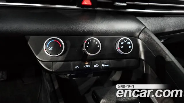 Hyundai AVANTE Новый Avante (CN7) 1.6 LPi (Для проката) — Фото автомобиля 18