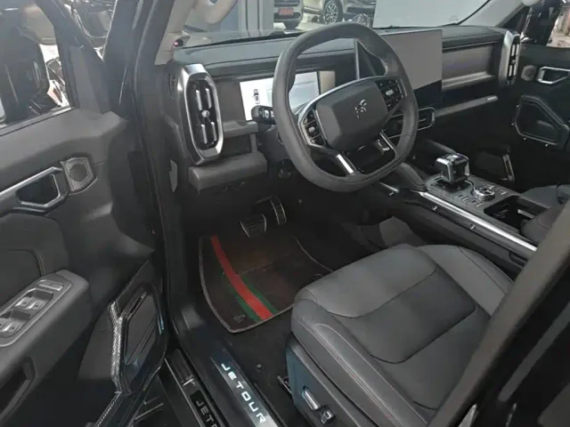 Jetour T2 — Фото автомобиля 14
