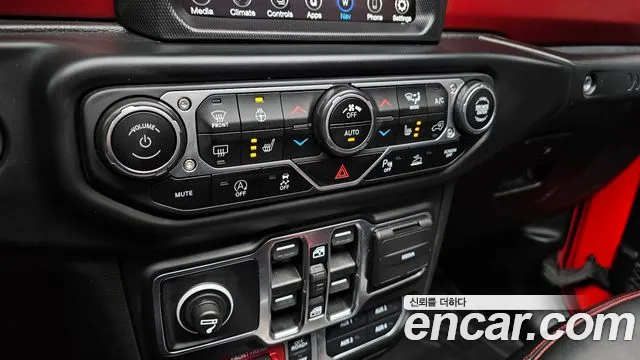Jeep Wrangler Wrangler (JL) — Фото автомобиля 16