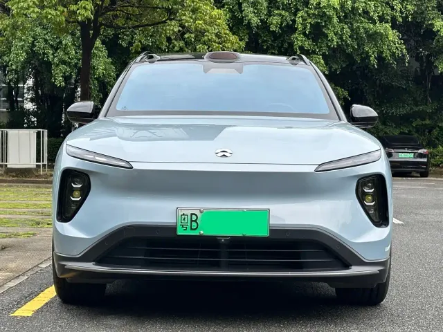 Nio ES6 — Фото автомобиля 2