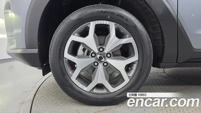 KG_Mobility_Ssangyong Torres Torres Бензин 1.5 2WD — Фото автомобиля 5