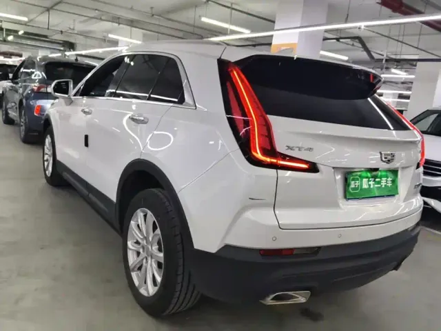 Cadillac XT4 — Фото автомобиля 4