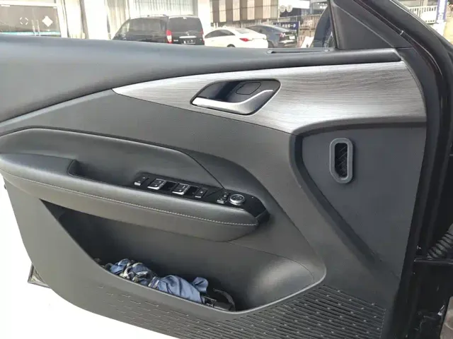 Wuling Starlight — Фото автомобиля 7