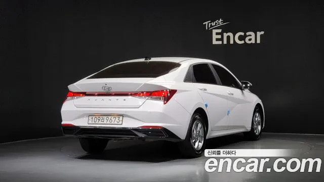 Hyundai AVANTE Avante (CN7) — Фото автомобиля 2
