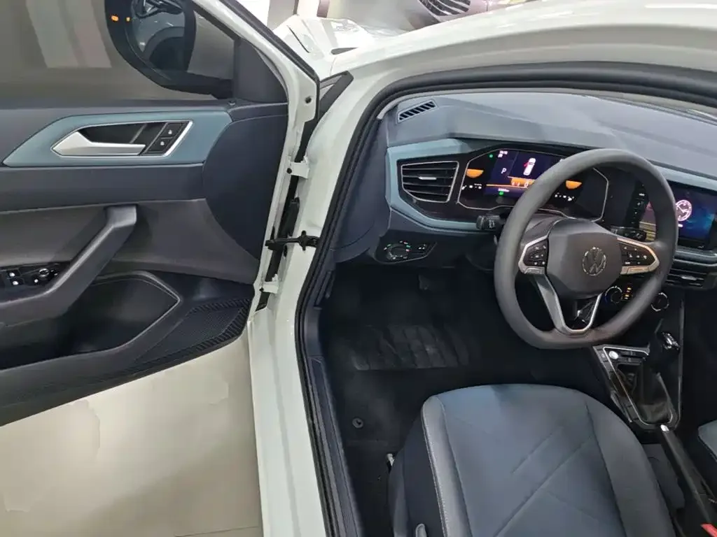 Volkswagen Lavida 2023 New Trend 1.5L Auto Aspiration Edition — Фото автомобиля 11
