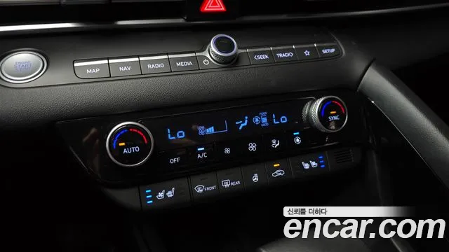 Hyundai AVANTE Avante (CN7) — Фото автомобиля 24