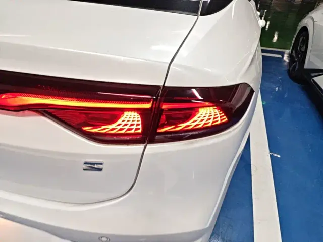 GAC Aion S — Фото автомобиля 7