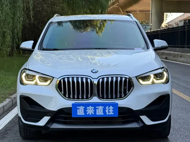 BMW X1 — Фото автомобиля 3