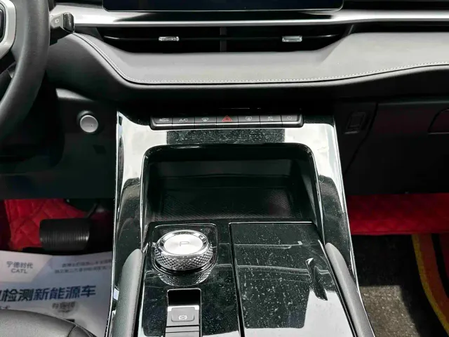 Haval H6 — Фото автомобиля 12