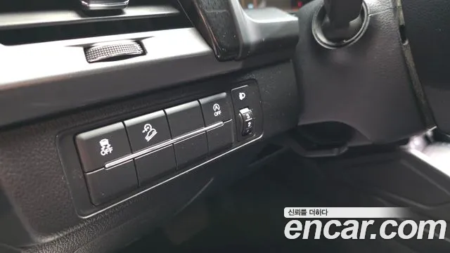 KG_Mobility_Ssangyong Rexton Новый Rexton Sport Khan Дизель 2.2 4WD — Фото автомобиля 28