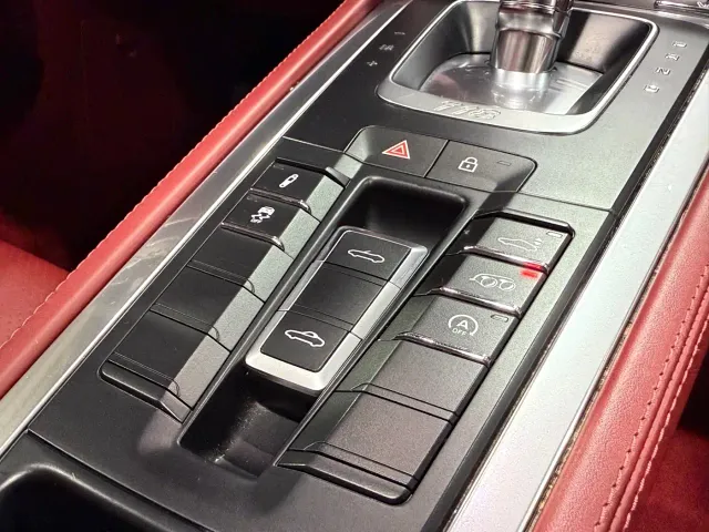 Porsche 718 — Фото автомобиля 16