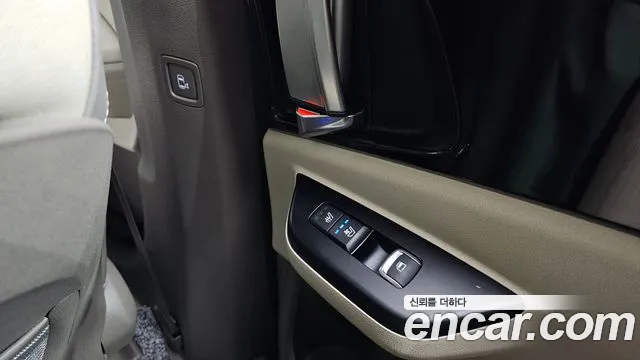 Kia Carnival 4th Gen — Фото автомобиля 30