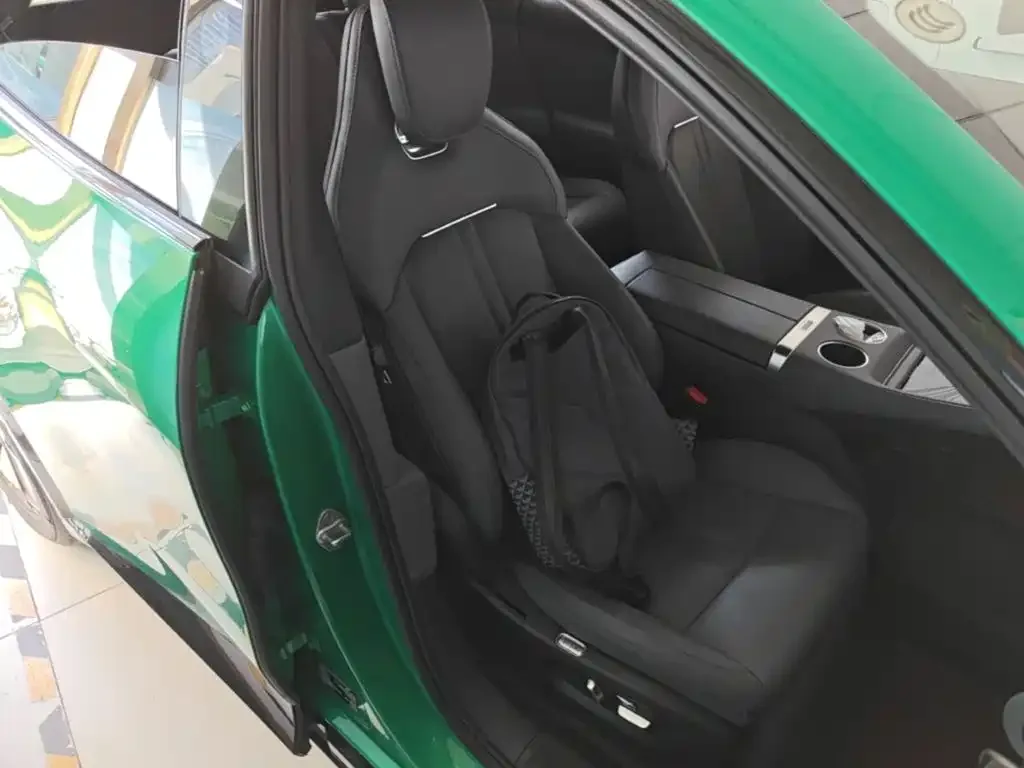 Xiaomi Auto Xiaomi YU7 2025 Extended Range RWD Edition — Фото автомобиля 24
