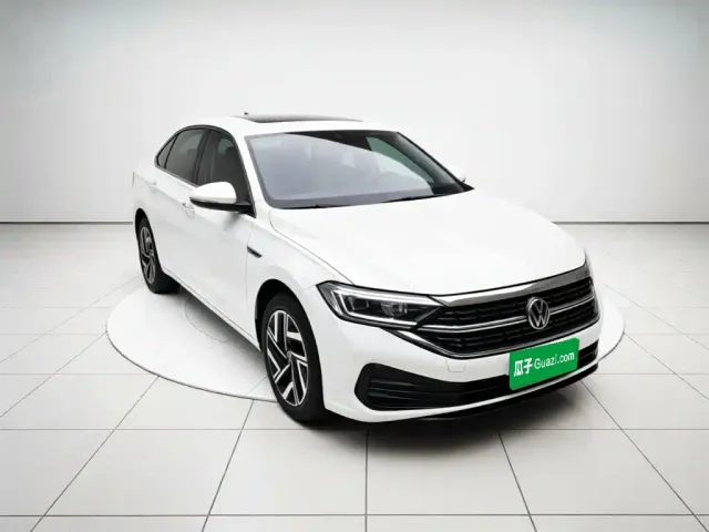 Volkswagen Sagitar — Фото автомобиля 3