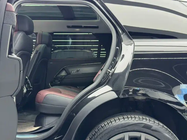 Land Rover Range Rover Sport — Фото автомобиля 9