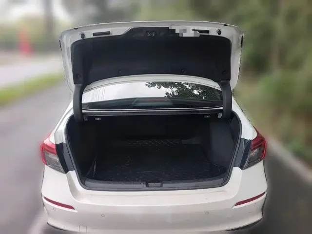 Honda Civic — Фото автомобиля 15