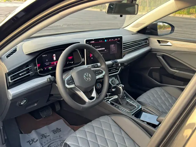 Volkswagen Sagitar — Фото автомобиля 9