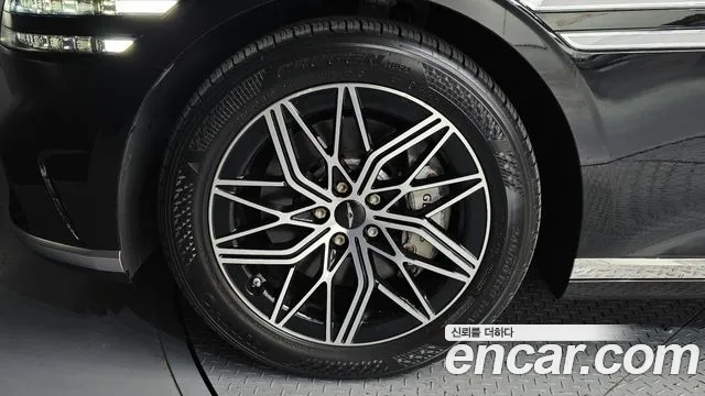 Genesis G90 RS4 — Фото автомобиля 5