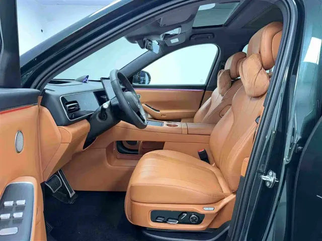 Aito M7 — Фото автомобиля 4