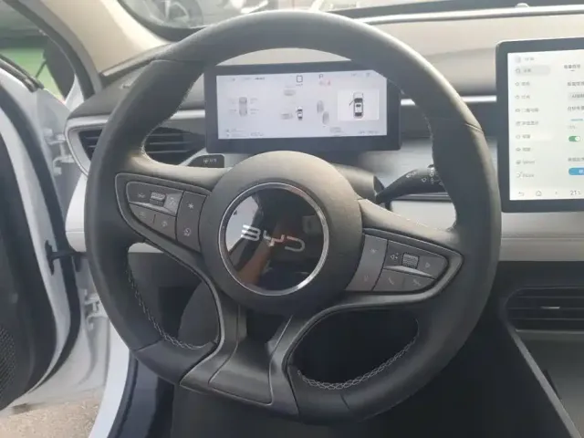 BYD Seal 05 DM-i — Фото автомобиля 15
