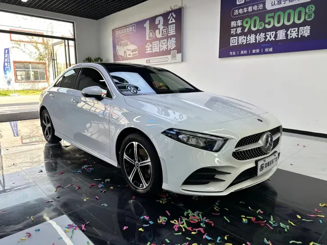 Mercedes-Benz A-Class — Фото автомобиля 3