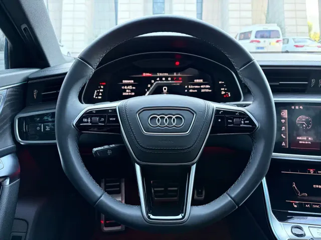 Audi A6L — Фото автомобиля 15