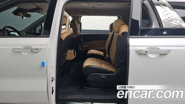 Kia Canival Carnival 4 поколение Дизель 9 мест Noblesse — Фото автомобиля 10
