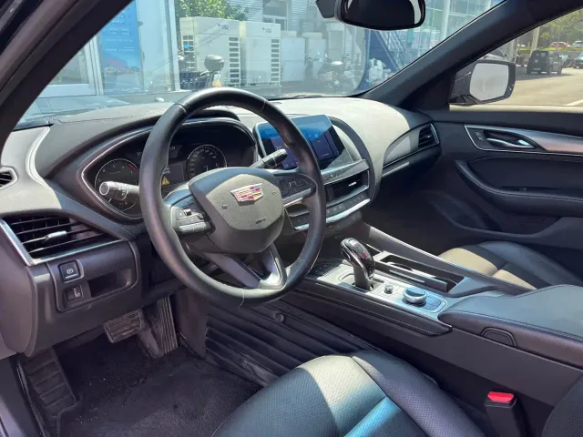 Cadillac CT5 — Фото автомобиля 5